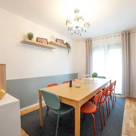 180 M2 - 2 Independent - Metro 7 Villejuif